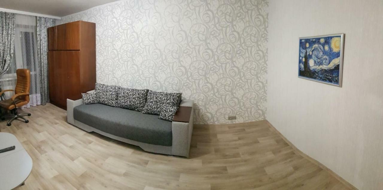 Сozy Appartment Near Metro Station "23 Avgusta" Харков Екстериор снимка